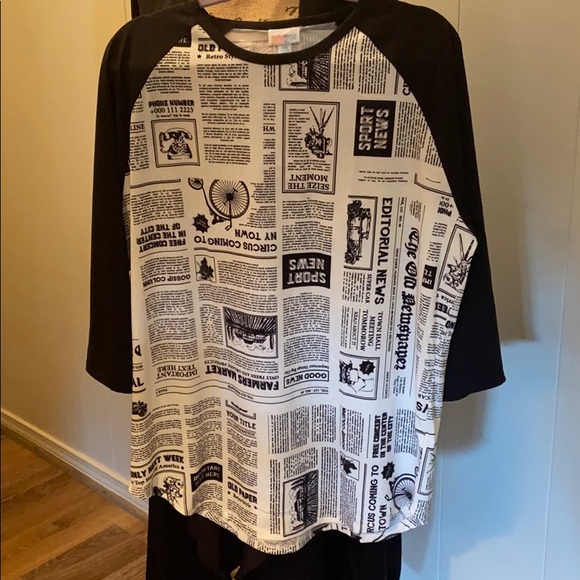 LuLaRoe Tops - NWT Randy Top 2xl Newspaper print LuLaRoe